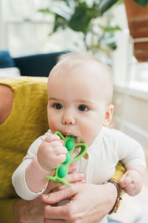 Dr. Brown's Anneau de dentition Gummy Bean – Image 3