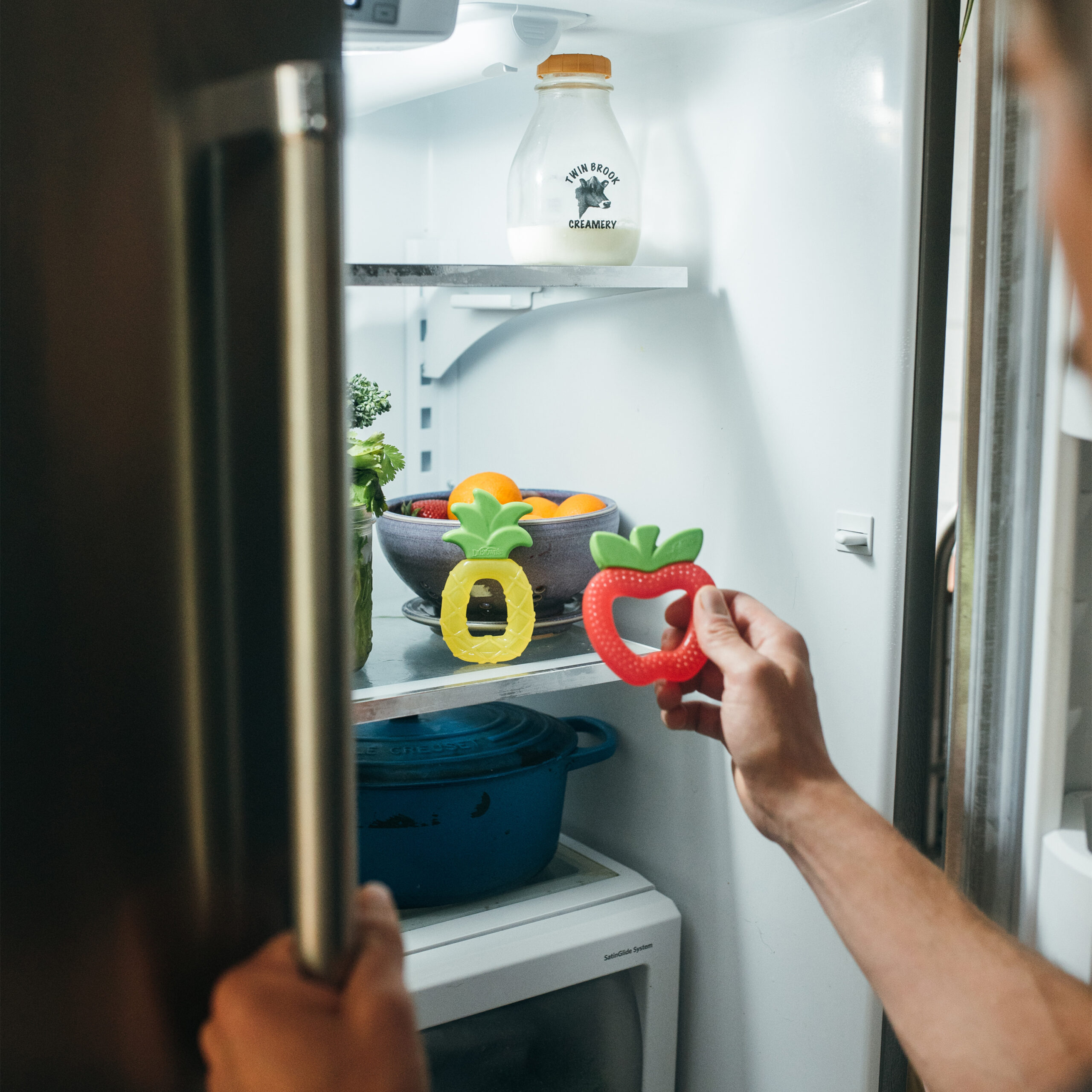 Dr. Brown's Anneau de dentition de refroidissement Ananas et Pomme – Image 5